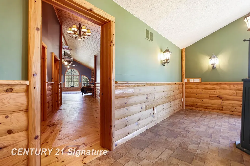 4285 N Iva Road Richland Township MI 48626