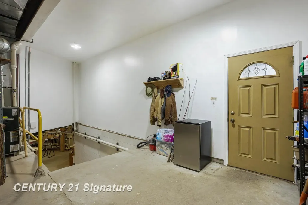 4285 N Iva Road Richland Township MI 48626