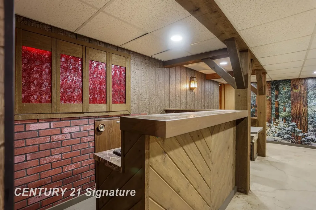 4285 N Iva Road Richland Township MI 48626