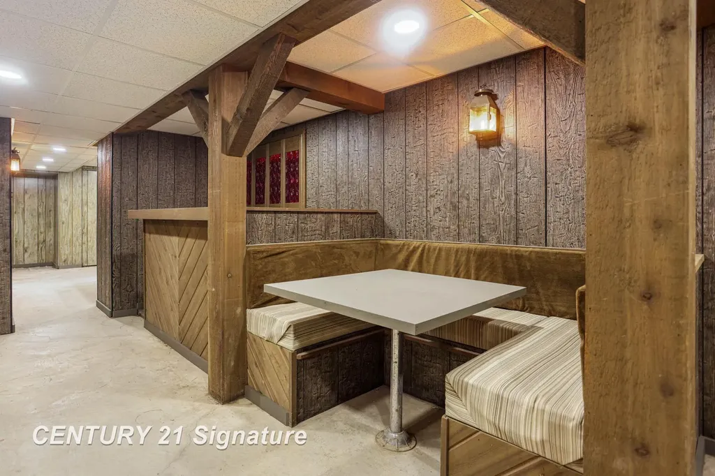4285 N Iva Road Richland Township MI 48626