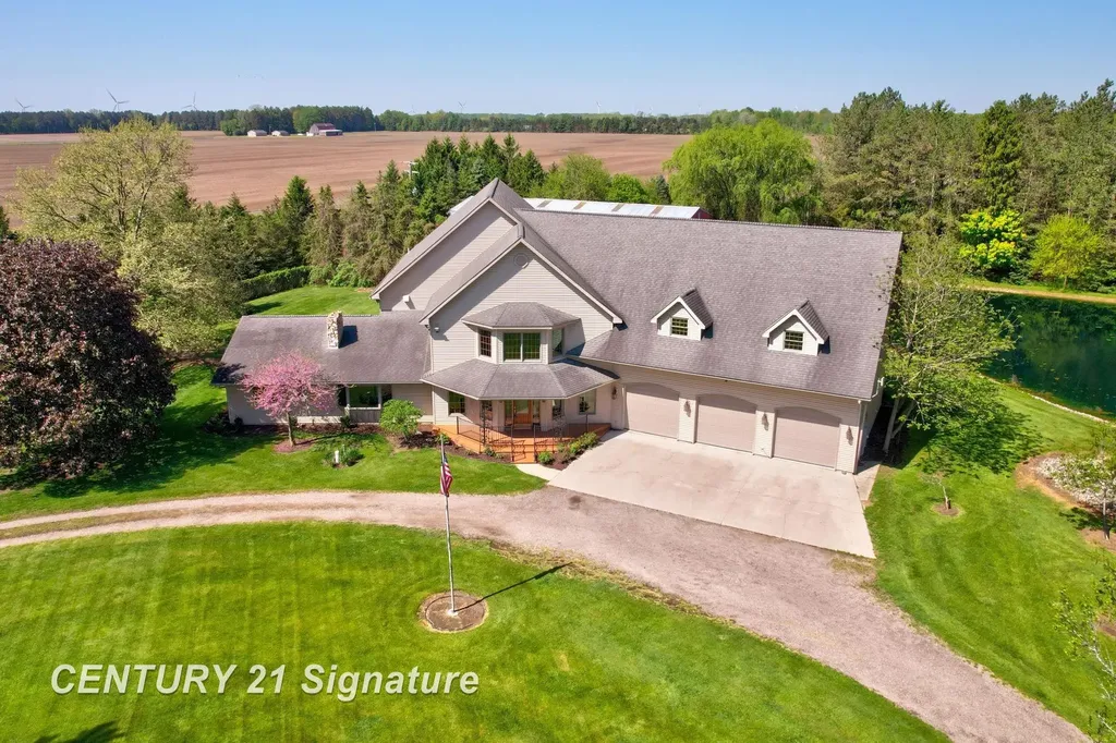 4285 N Iva Road Richland Township MI 48626