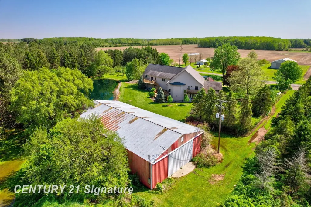 4285 N Iva Road Richland Township MI 48626