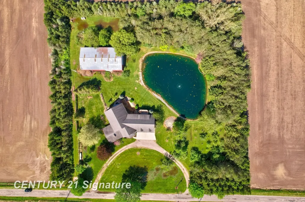 4285 N Iva Road Richland Township MI 48626