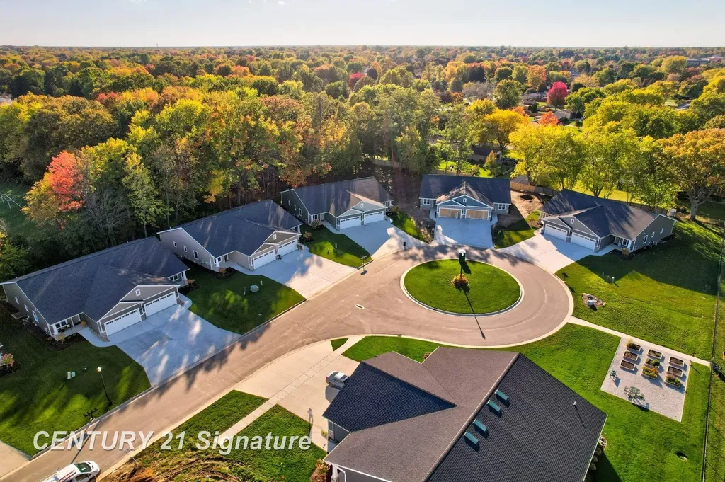 4215 Woodburn Court Saginaw Charter Township MI 48603