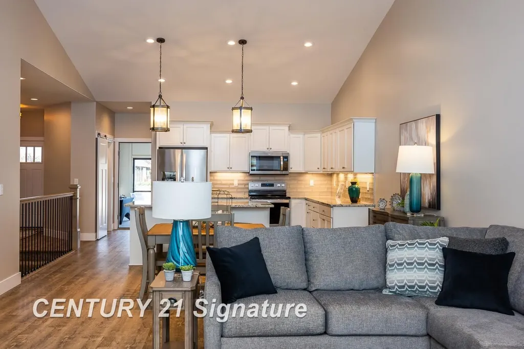 4215 Woodburn Court Saginaw Charter Township MI 48603