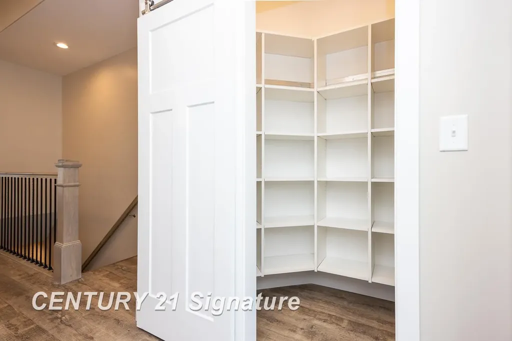 4215 Woodburn Court Saginaw Charter Township MI 48603