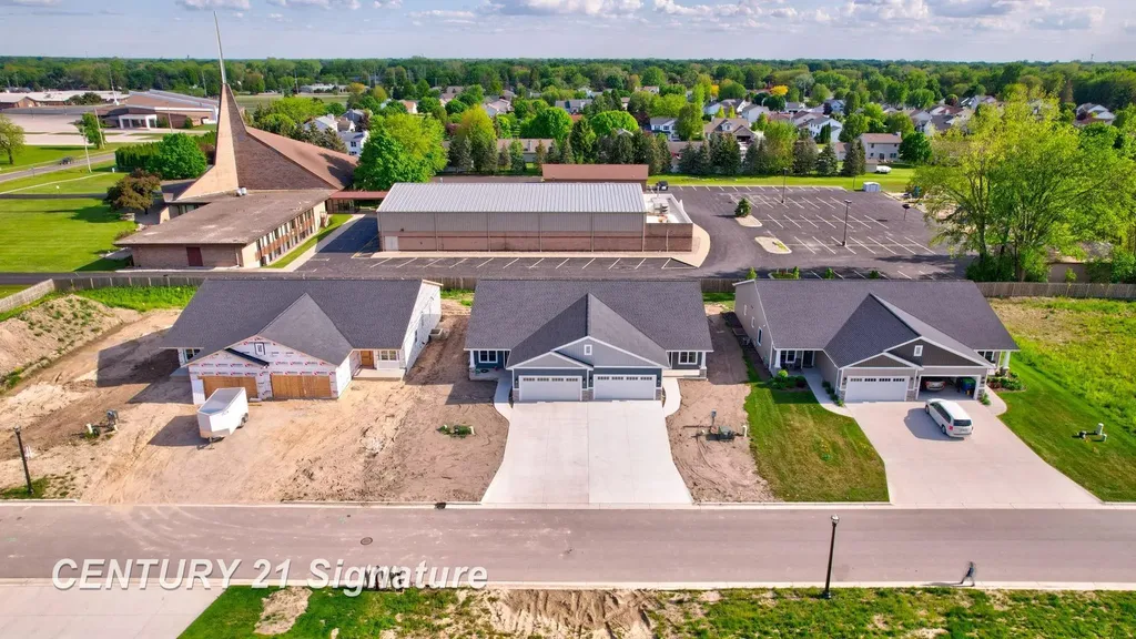 4215 Woodburn Court Saginaw Charter Township MI 48603