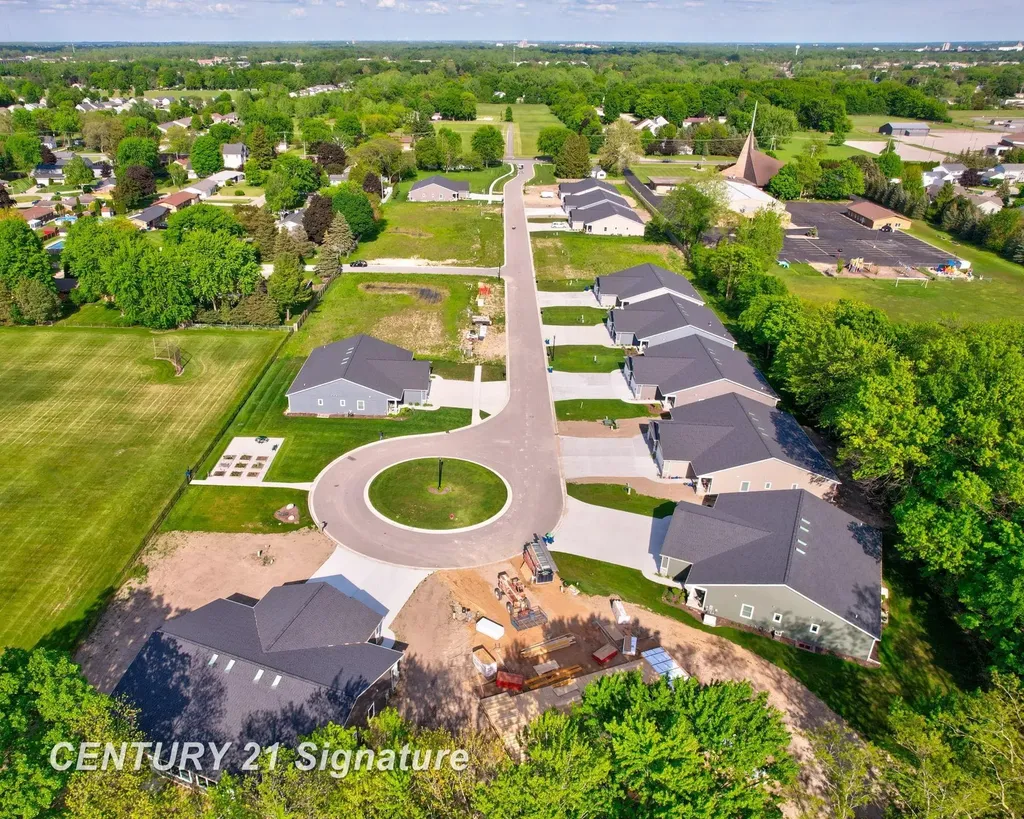 4215 Woodburn Court Saginaw Charter Township MI 48603
