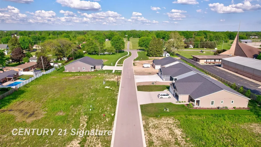 4215 Woodburn Court Saginaw Charter Township MI 48603