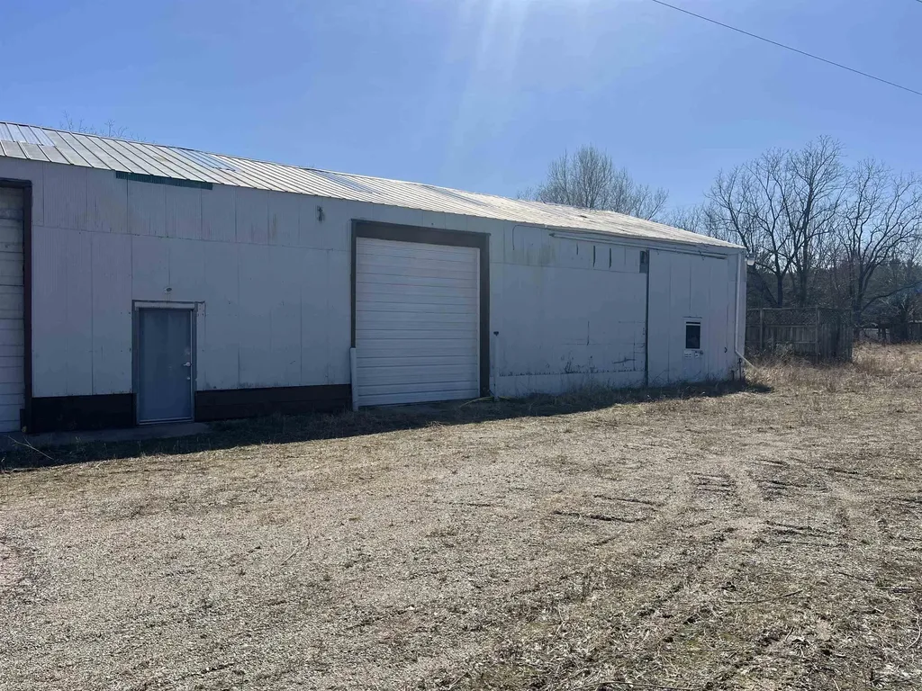 13164 Seymour Road Montrose City MI 48457