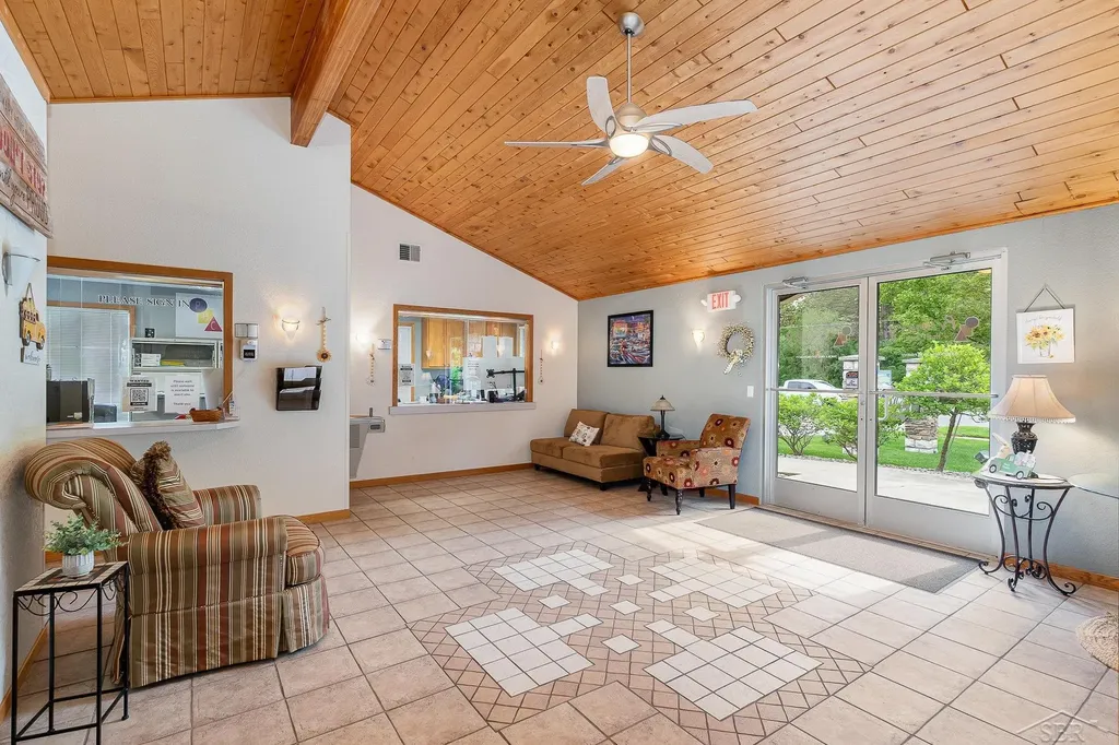 635 N Center Road Saginaw Charter Township MI 48638