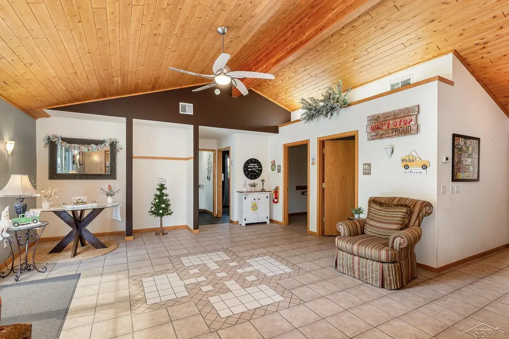 635 N Center Road Saginaw Charter Township MI 48638