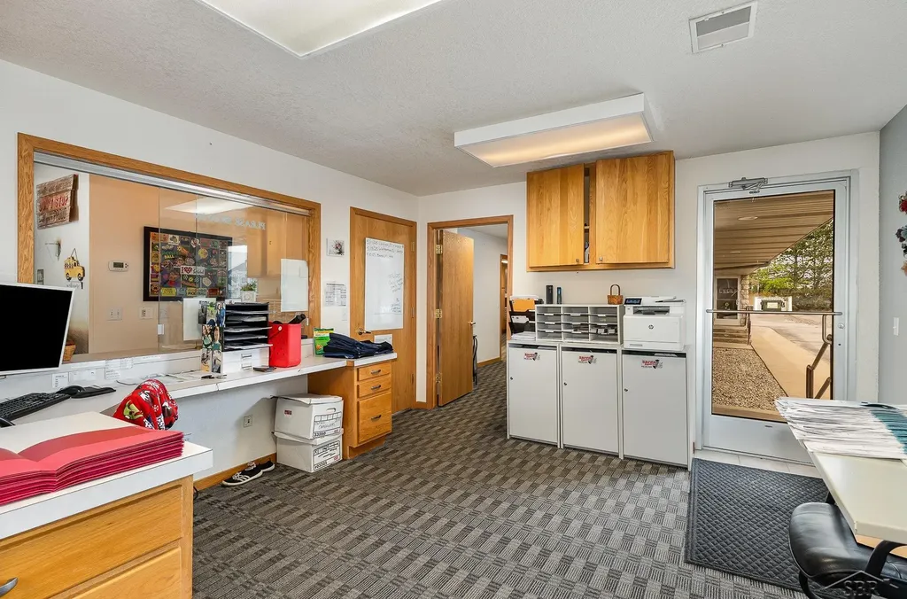 635 N Center Road Saginaw Charter Township MI 48638