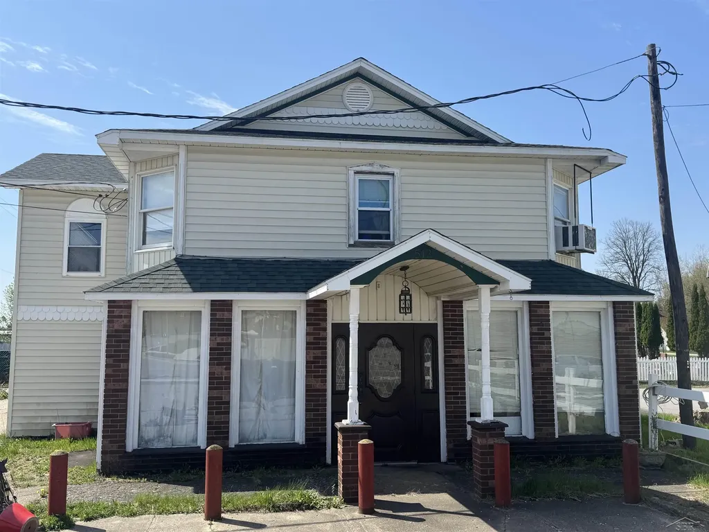 512 E Houghton Avenue West Branch City MI 48661