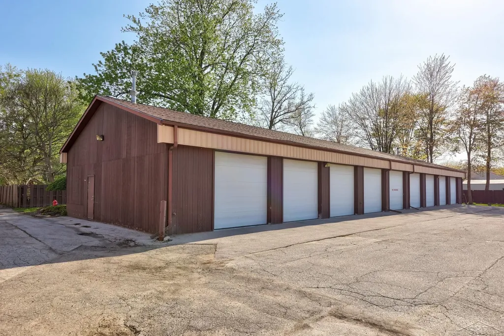 8175 Gratiot Road Thomas Township MI 48609