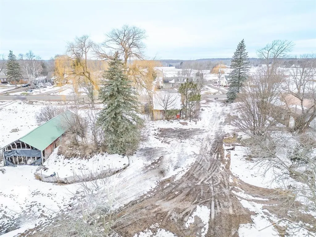11426 N Mission Road Clare City MI 48617
