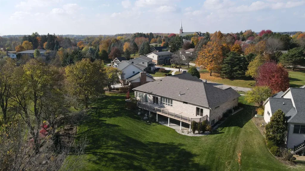 10 Harlan Court Frankenmuth City MI 48734