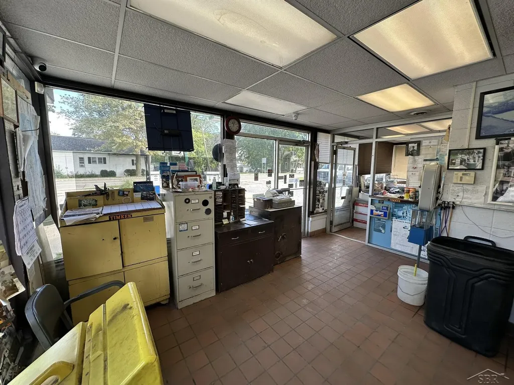 1419 Davenport Avenue Saginaw City MI 48602