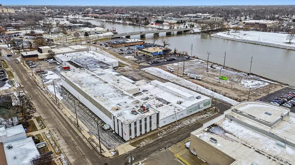 916 N Niagara Street Saginaw City MI 48602