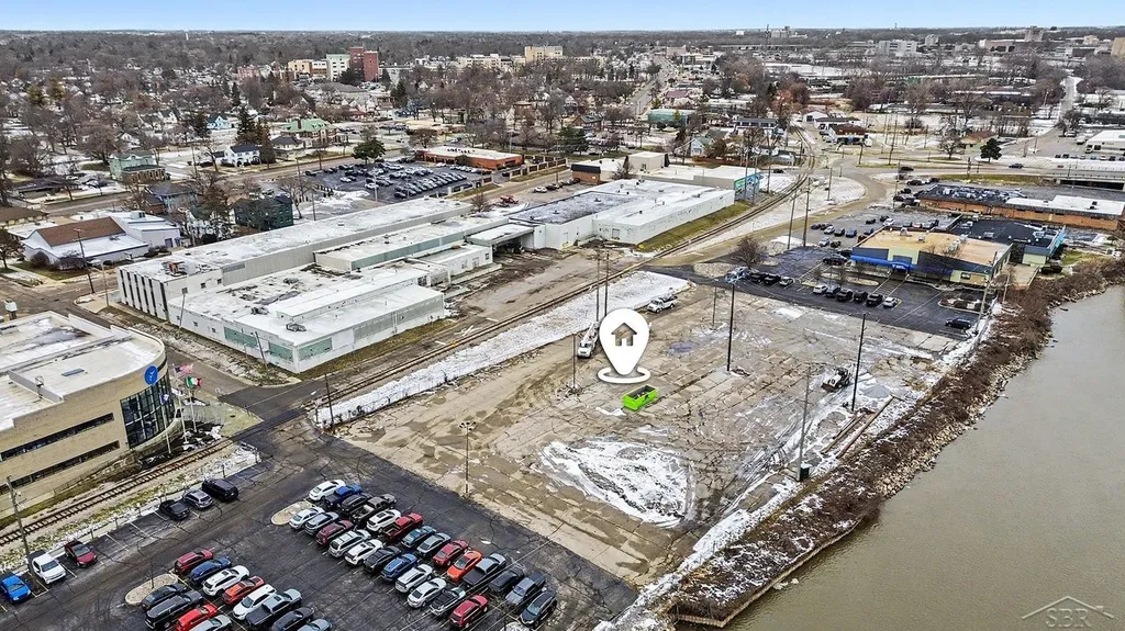916 N Niagara Street Saginaw City MI 48602