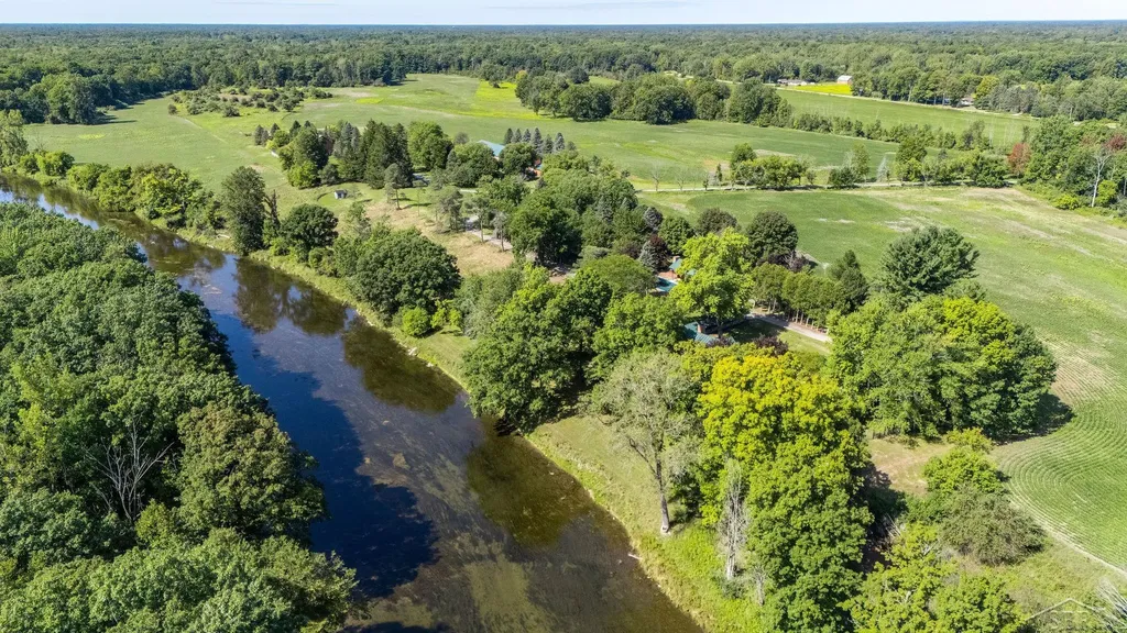 456/458 E Chippewa River Road Homer Township MI 48640
