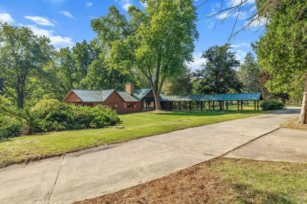 456/458 E Chippewa River Road Homer Township MI 48640
