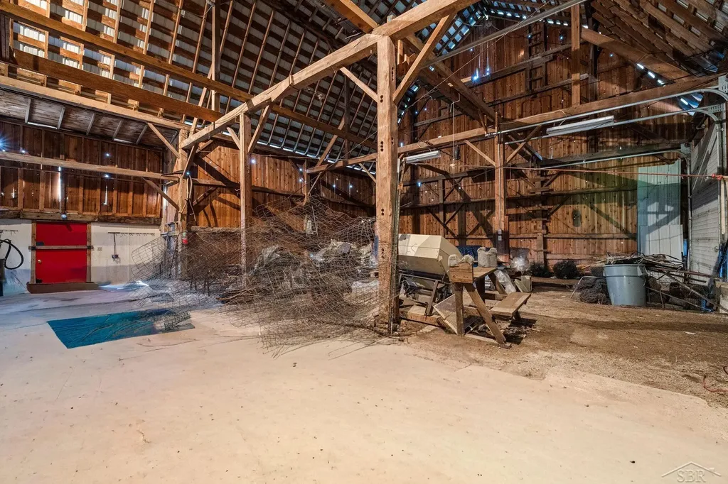 456/458 E Chippewa River Road Homer Township MI 48640