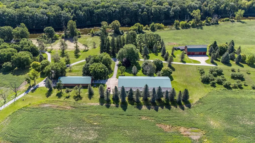 456/458 E Chippewa River Road Homer Township MI 48640