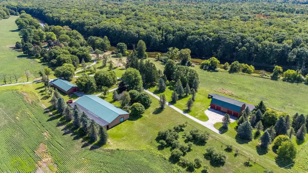 456/458 E Chippewa River Road Homer Township MI 48640