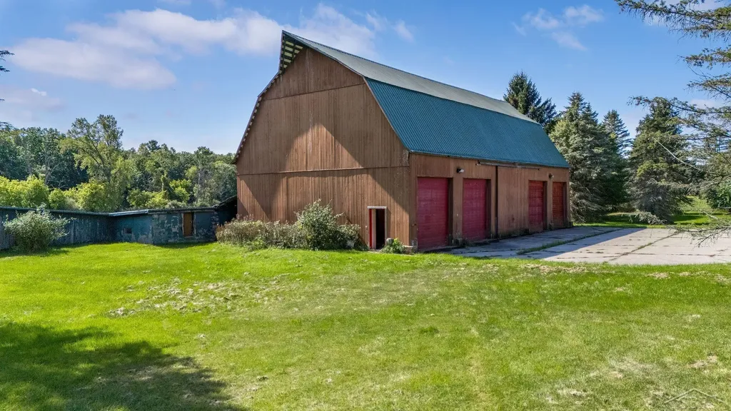 456/458 E Chippewa River Road Homer Township MI 48640