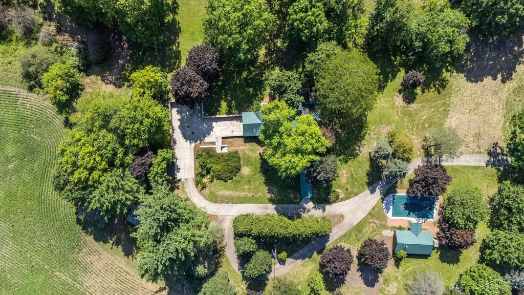 456/458 E Chippewa River Road Homer Township MI 48640