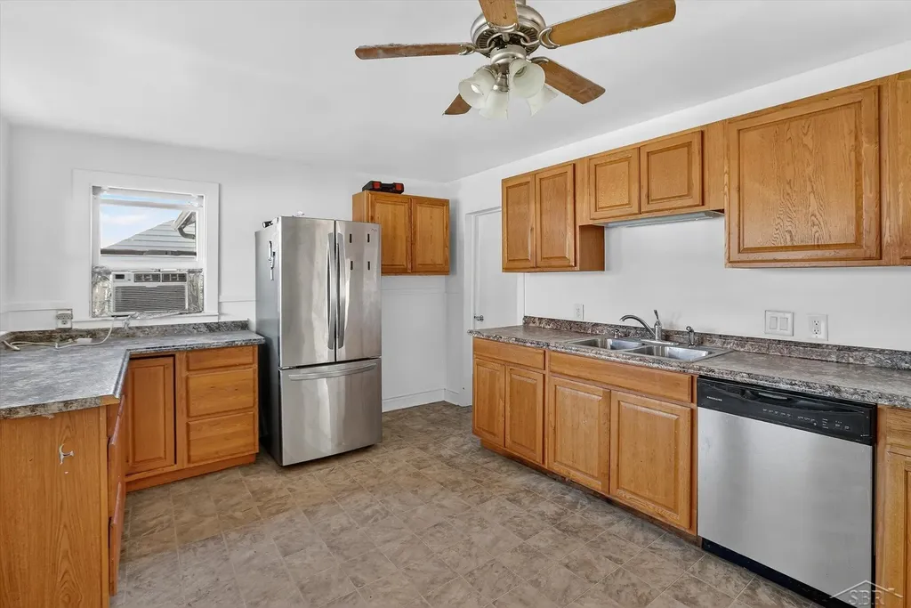 2226 State Street Saginaw City MI 48602