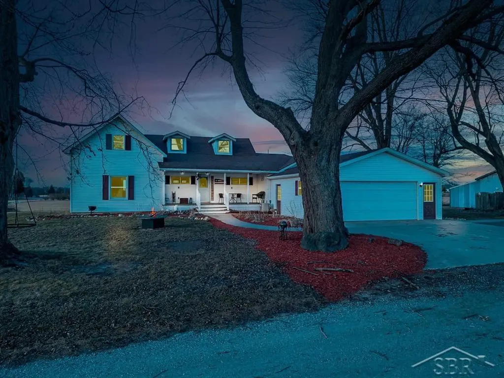 6408 N Five Mile Road Hope Township MI 48628