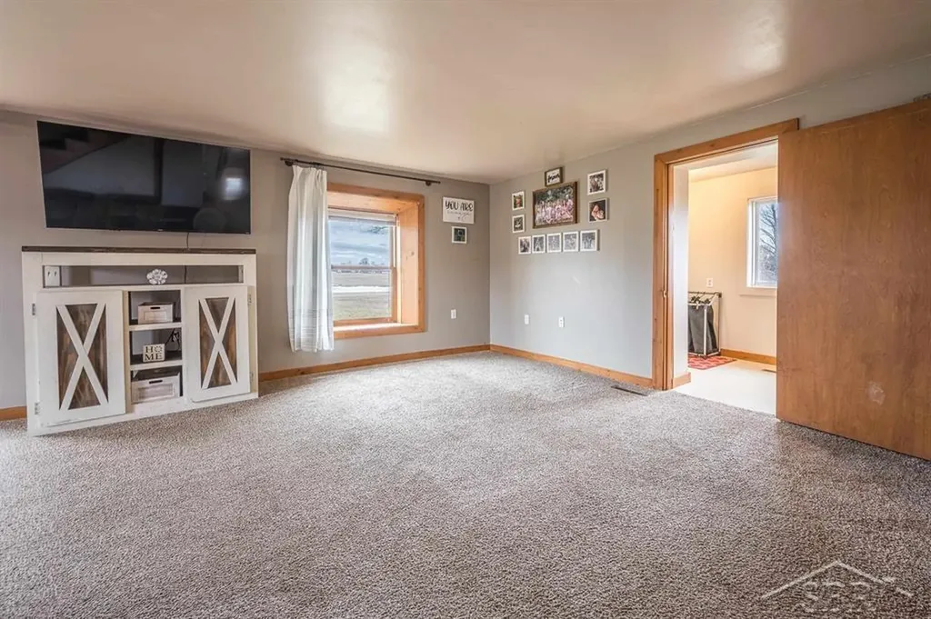 6408 N Five Mile Road Hope Township MI 48628