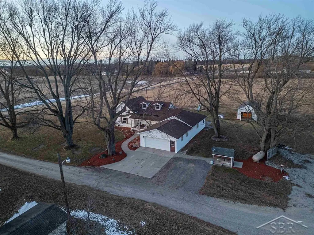 6408 N Five Mile Road Hope Township MI 48628