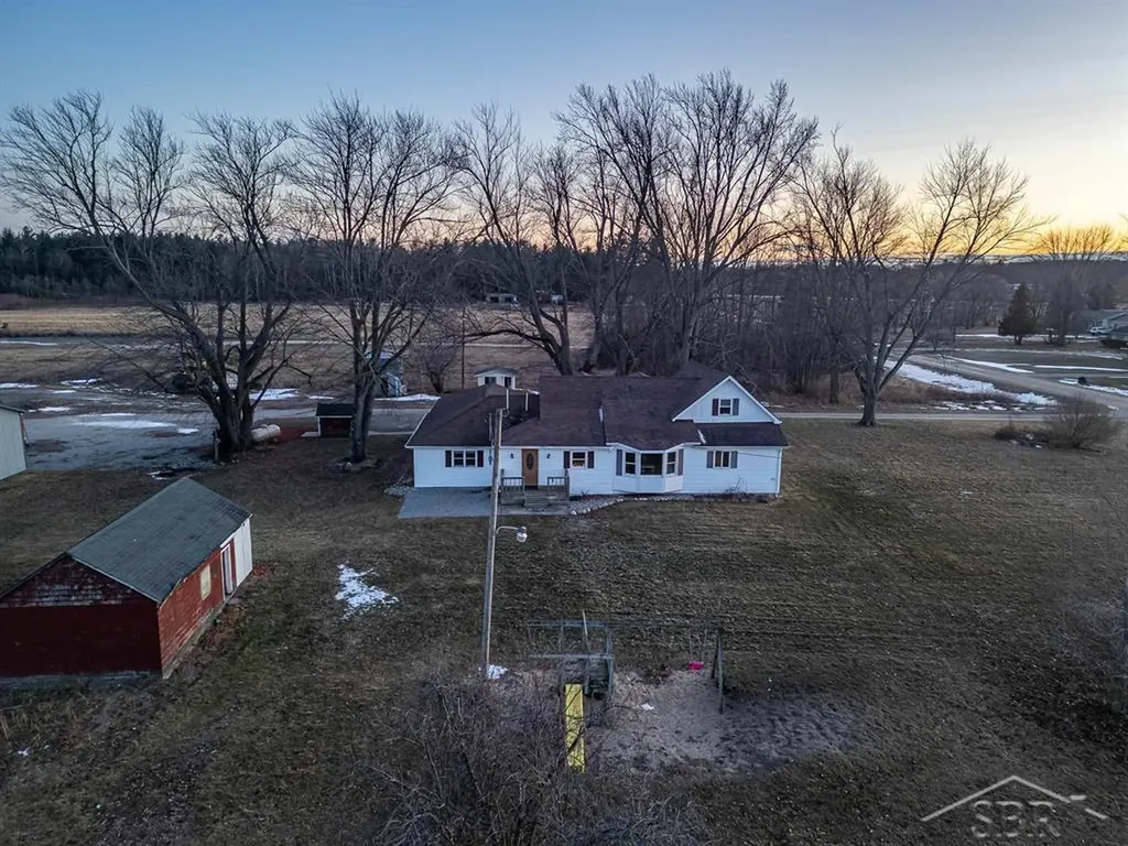 6408 N Five Mile Road Hope Township MI 48628