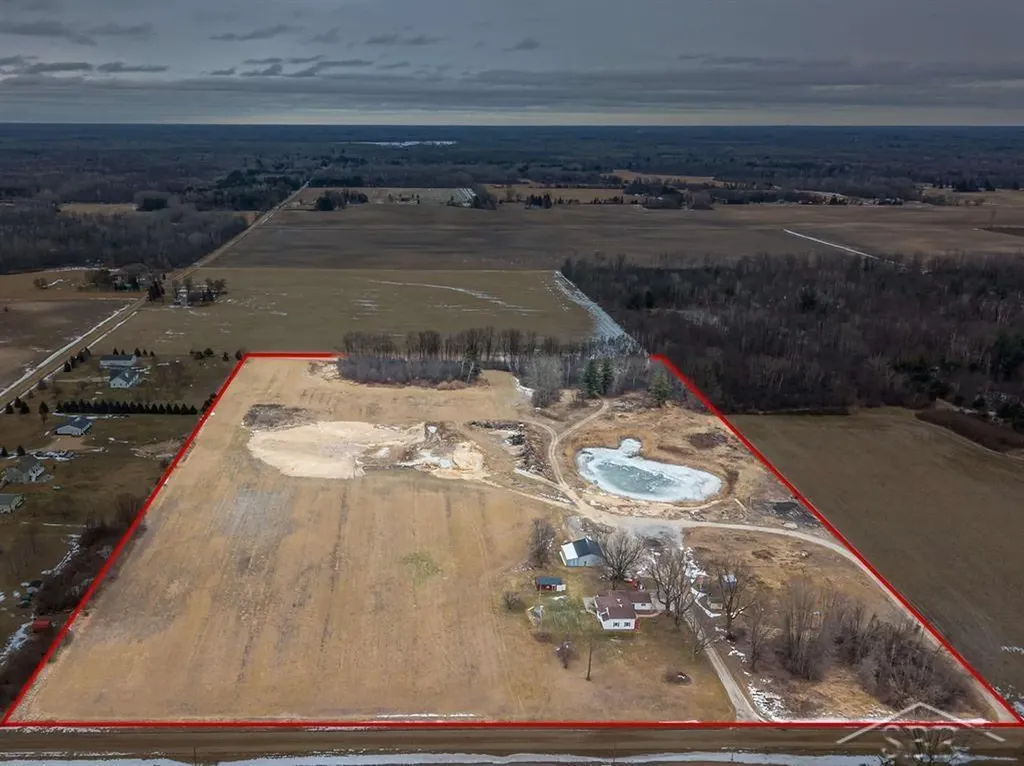 6408 N Five Mile Road Hope Township MI 48628