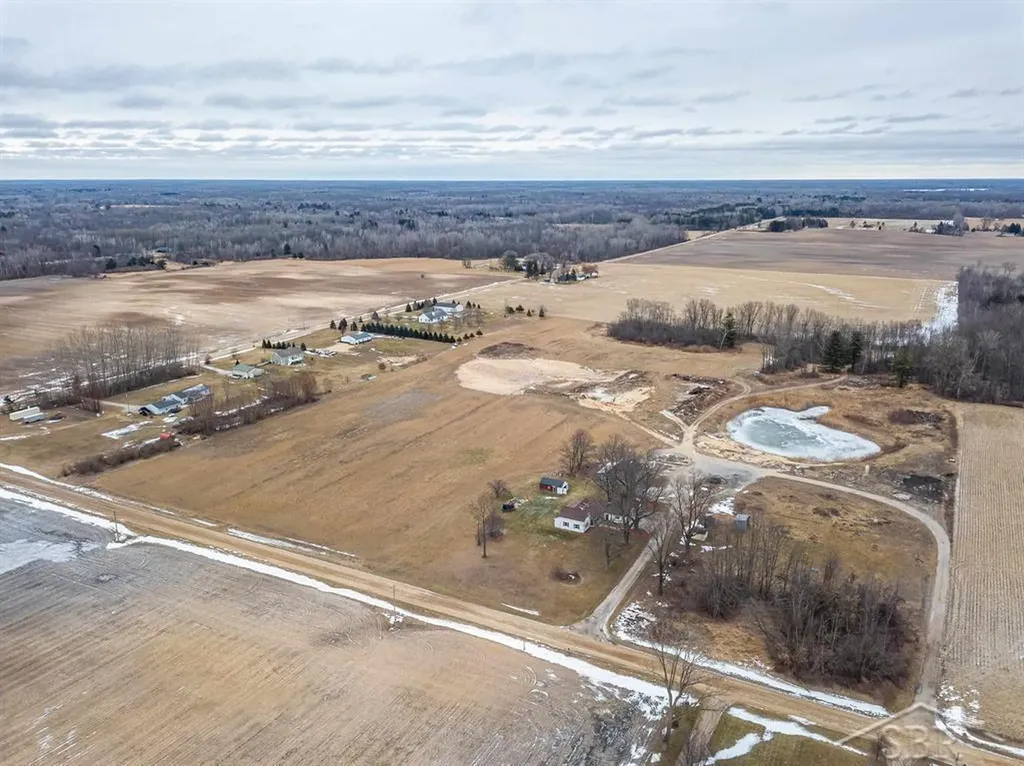 6408 N Five Mile Road Hope Township MI 48628