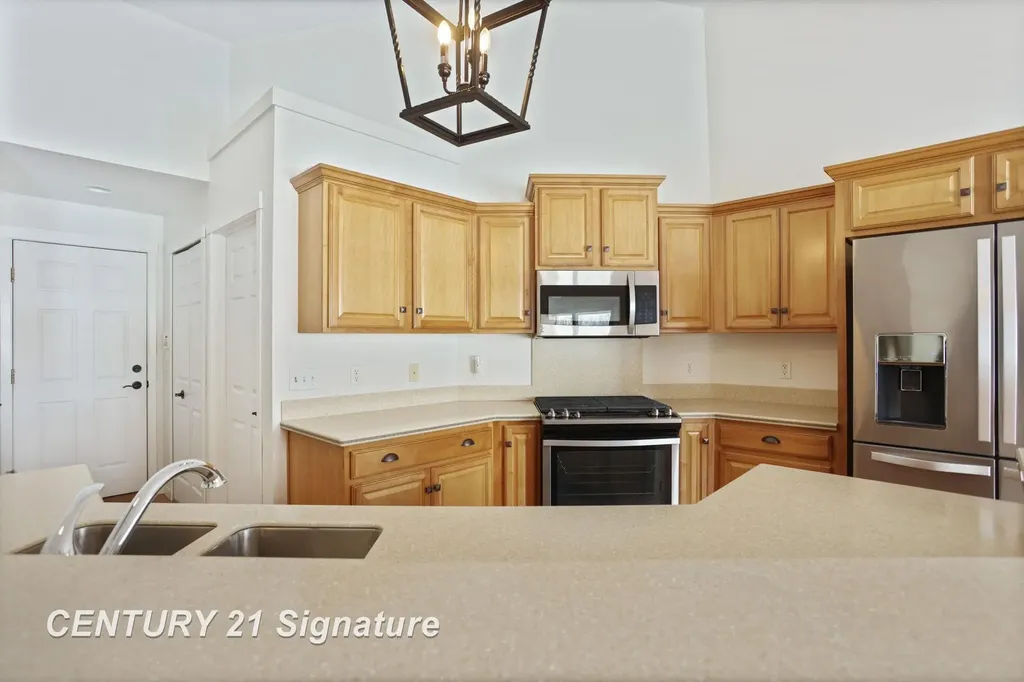 5 Logmark Place Saginaw Charter Township MI 48603