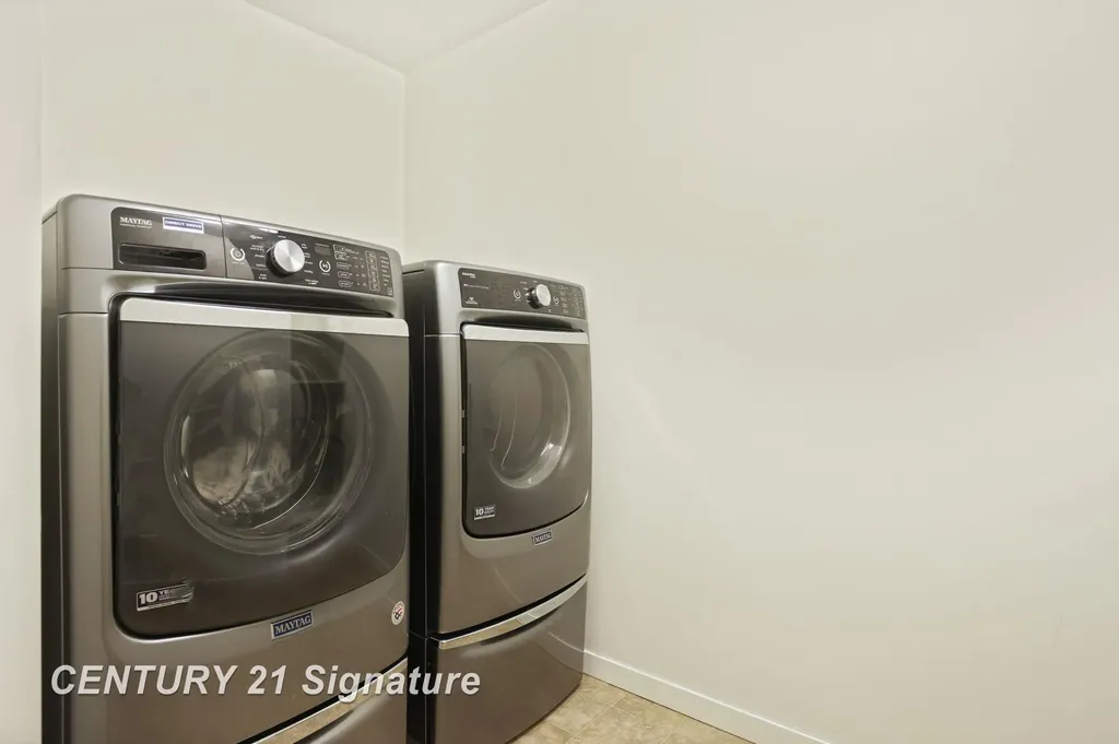 5 Logmark Place Saginaw Charter Township MI 48603