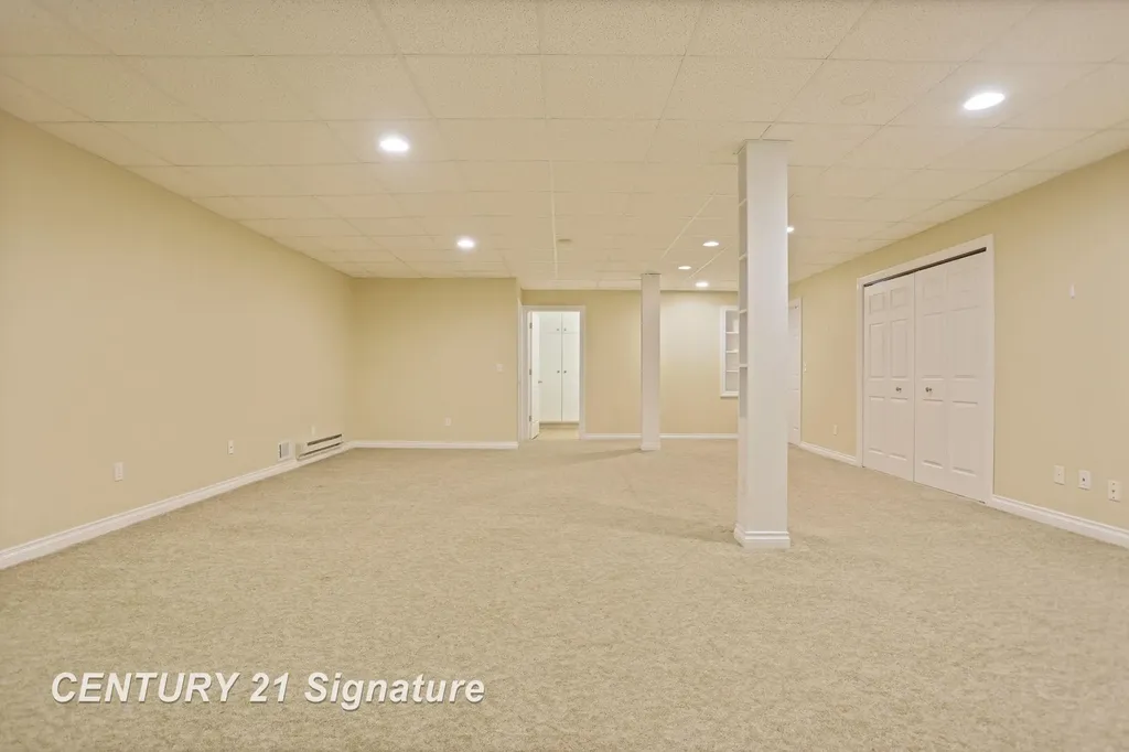 5 Logmark Place Saginaw Charter Township MI 48603