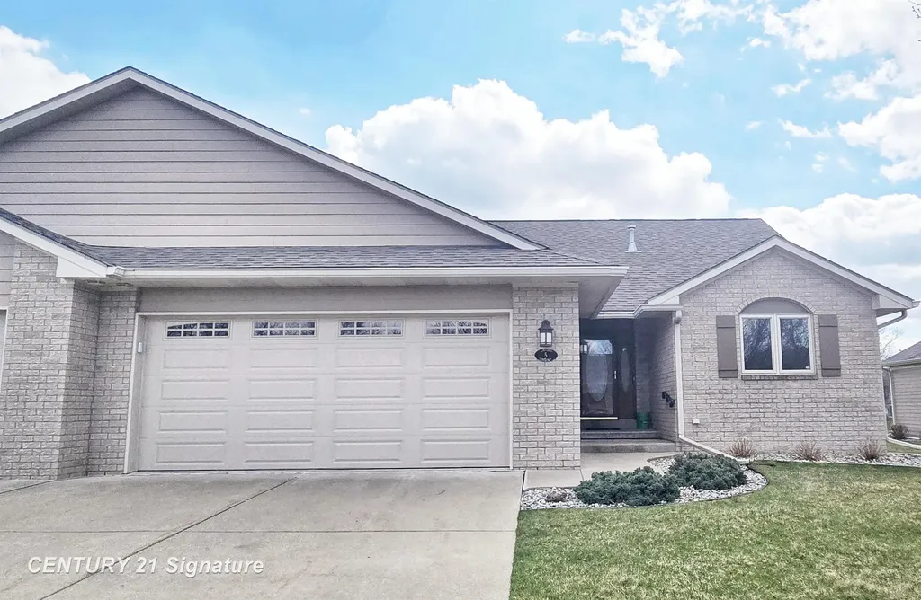 5 Logmark Place Saginaw Charter Township MI 48603
