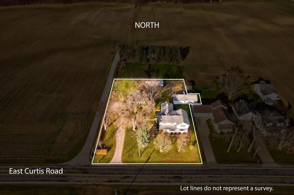 12895 E Curtis Road Frankenmuth Township MI 48734