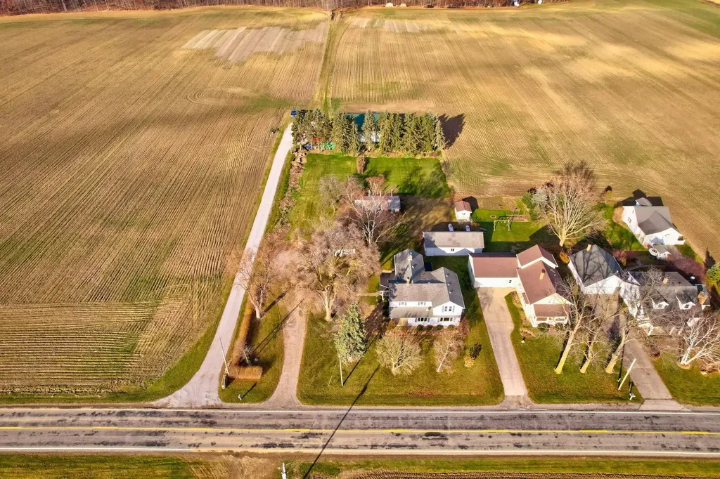 12895 E Curtis Road Frankenmuth Township MI 48734