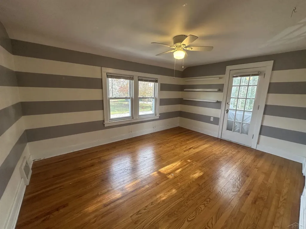 203 Ardussi Avenue Saginaw City MI 48602