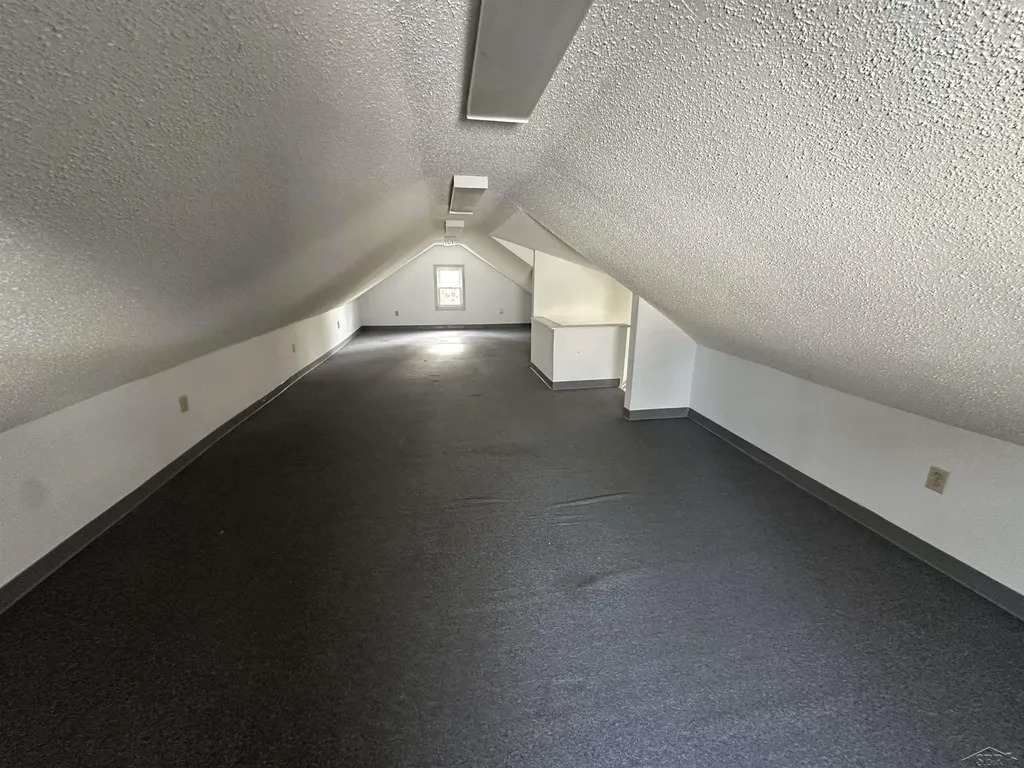 203 Ardussi Avenue Saginaw City MI 48602