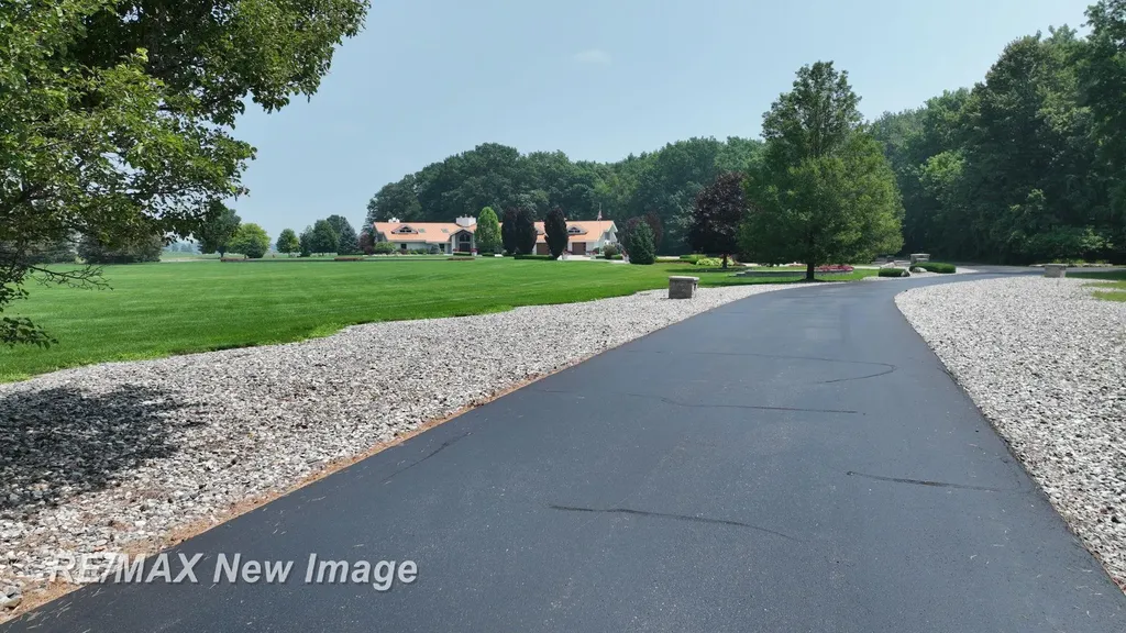 1134 N Graham Road Thomas Township MI 48609