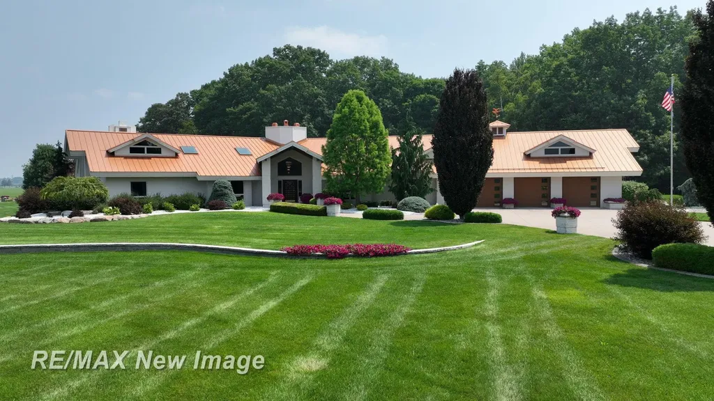 1134 N Graham Road Thomas Township MI 48609