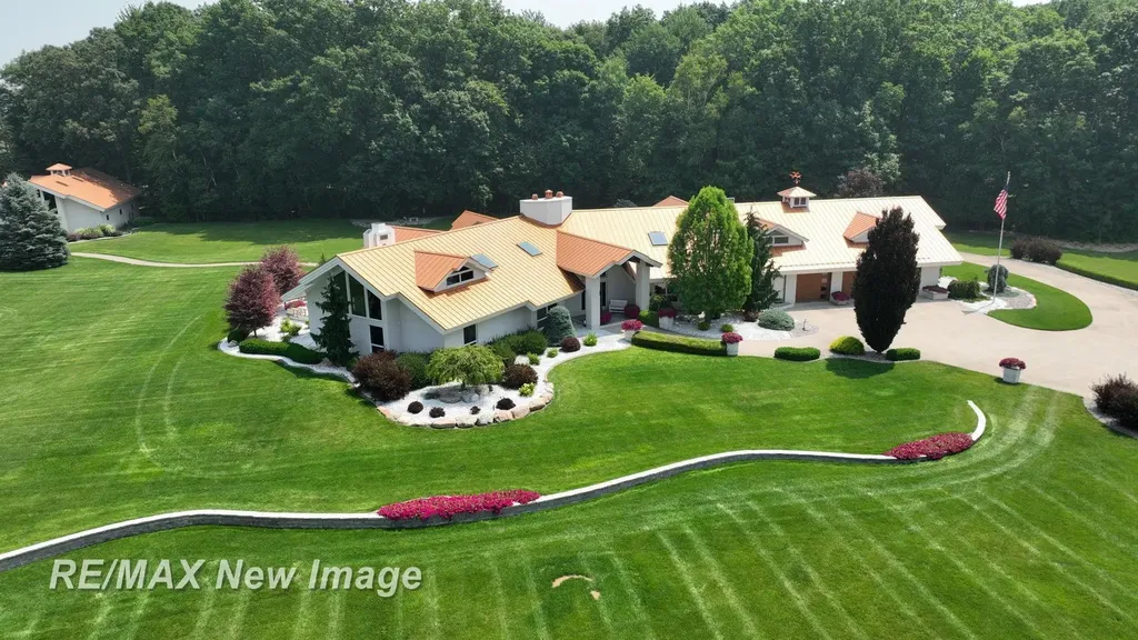 1134 N Graham Road Thomas Township MI 48609