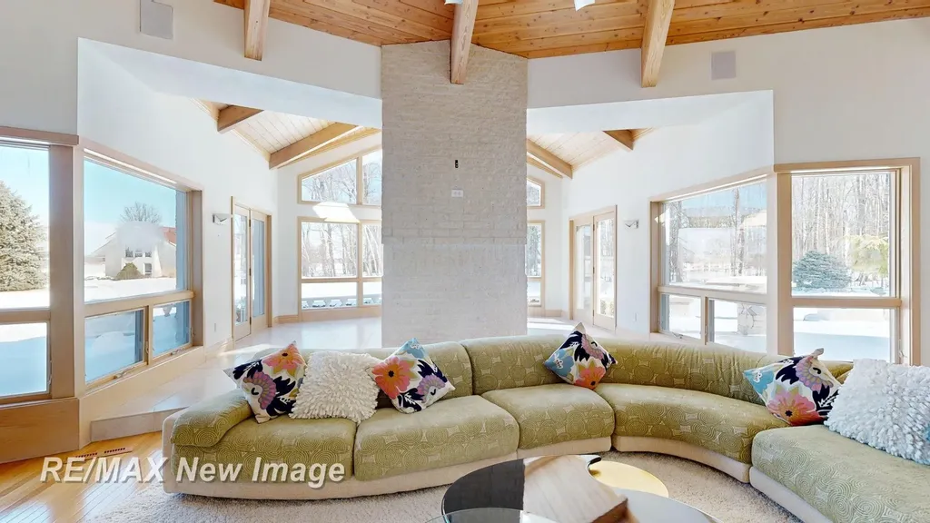 1134 N Graham Road Thomas Township MI 48609